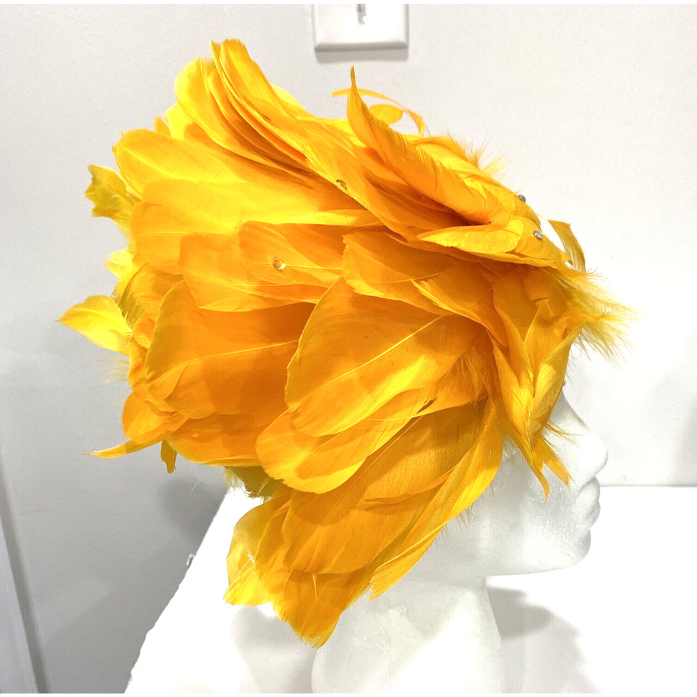 Vintage Ms Devine hat bright yellow feathers and rhinestones - Picture 7 of 10